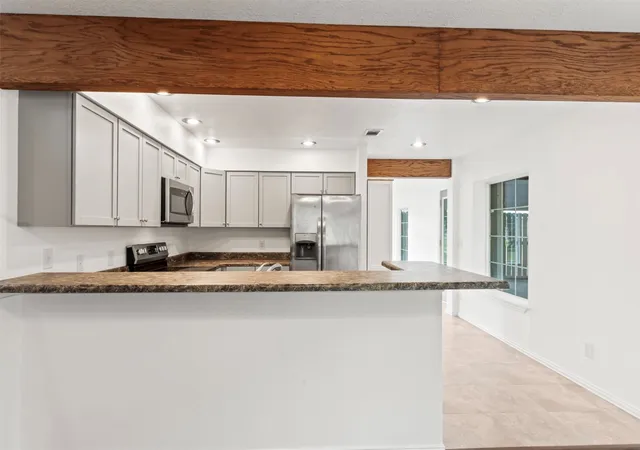 Photo 4 of Single family home for sale at 921 Bradleys Bnd, Tool, TX 75143 | MLS# 21232965 | Listing updated on 2026-09-21