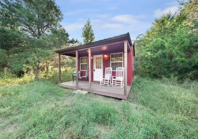 Homes for sale in Naples, TX | 6408 Us Hwy 259 N, Naples, TX 75568 | MLS# 21222367