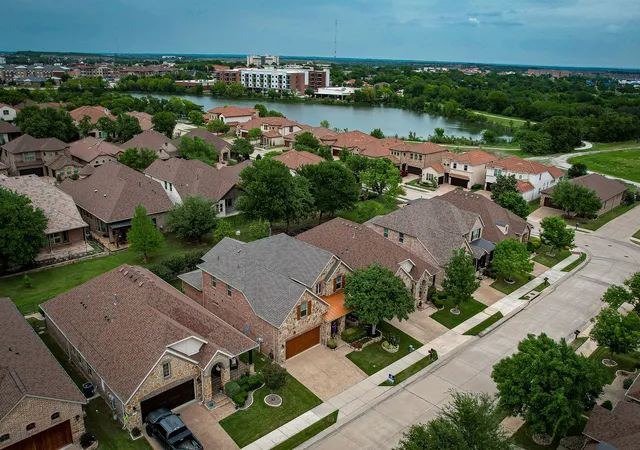 Photo 3 of Sale Pending at 3529 Tuscan Hills Cir, Denton, TX 76210 | MLS# 21236812 | Listing updated on 2026-07-26