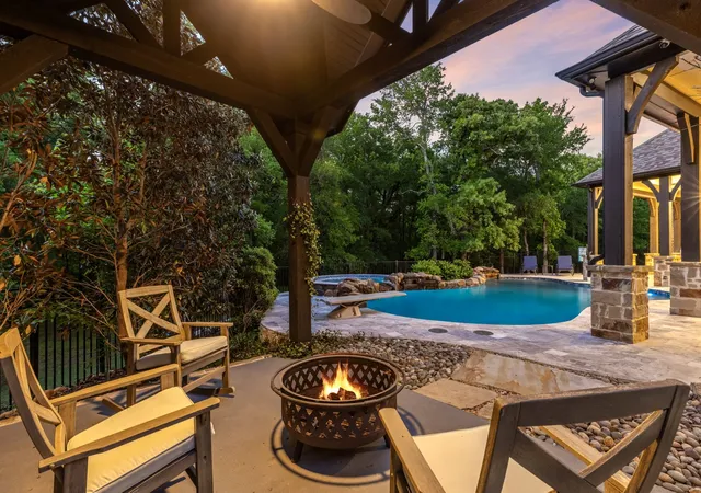 Photo 1 of Single family home for sale at 521 W Waters Edge Wy, Little Elm, TX 75068 | MLS# 21233589 | Listing updated on 2026-09-29