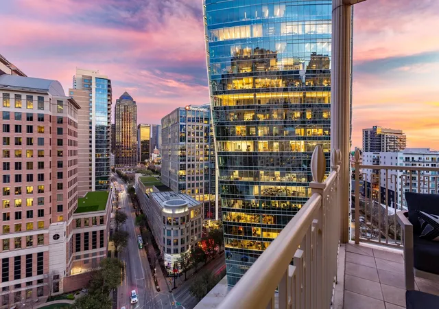 Homes for sale in Dallas, TX | 2525 N Pearl St #903, Dallas, TX 75201 | MLS# 21229994