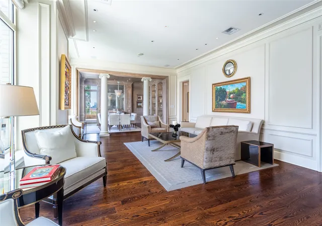 Homes for sale in Dallas, TX | 2525 N Pearl St, Dallas, TX 75201