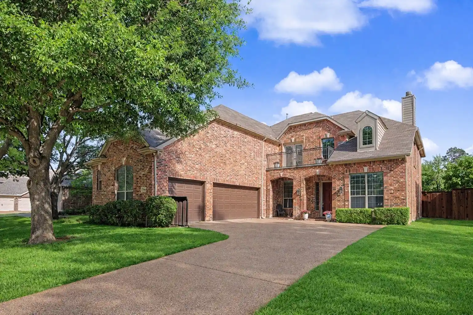 Photo 1 of Sale Pending at 15606 Fox Meadow Ln, Frisco, TX 75035 | MLS# 21235529 | Listing updated on 2026-10-14