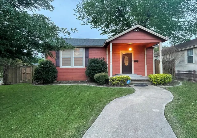 Photo 1 of Single family home for sale at 5101 Birchman Ave, Fort Worth, TX 76107 | MLS# 21235355 | Listing updated on 2026-08-27