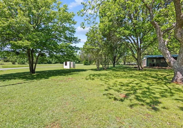 Homes for sale in Pottsboro, TX | 336 Kirk Ave, Pottsboro, TX 75076 | MLS# 21236949