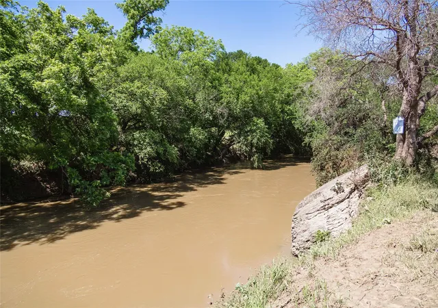 Homes for sale in San Saba, TX | 217 County Rd 102, San Saba, TX 76877 | MLS# 21229024