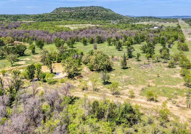 Homes for sale in Gordon, TX | 376 Dickson Ln, Gordon, TX 76453 | MLS# 21235594