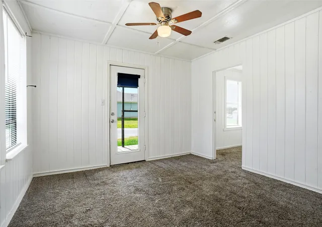 Photo 3 of Single family home for sale at 506 Bluebonnet St, Aubrey, TX 76227 | MLS# 21231209 | Listing updated on 2026-09-16