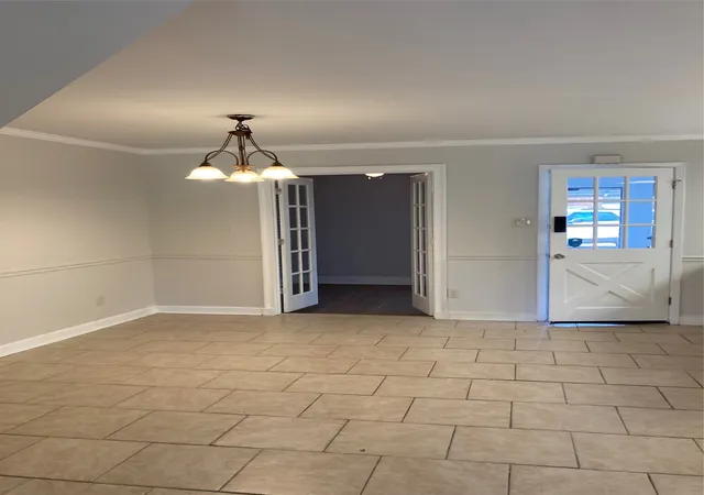 Photo 4 of Townhouse for sale at 908 E Kings Hwy, Shreveport, LA 71105 | MLS# 21237200 | Listing updated on 2026-08-22