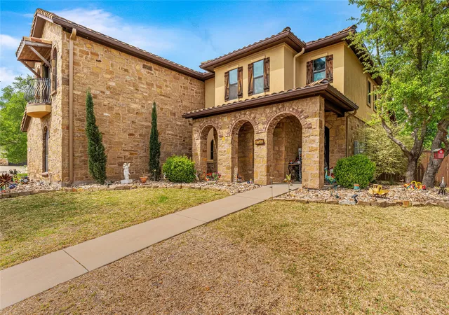 Photo 2 of Single family home for sale at 1516 Harvest Dr, Nolanville, TX 76559 | MLS# 21231203 | Listing updated on 2026-10-06