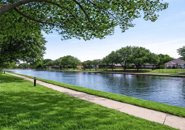 Photo 1 of Single family home for sale at 11305 Ocean Rd, Frisco, TX 75035 | MLS# 21237311 | Listing updated on 2026-10-07