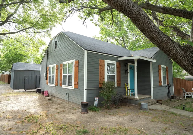 Homes for sale in Decatur, TX | 201 S Lane St, Decatur, TX 76234 | MLS# 21237111
