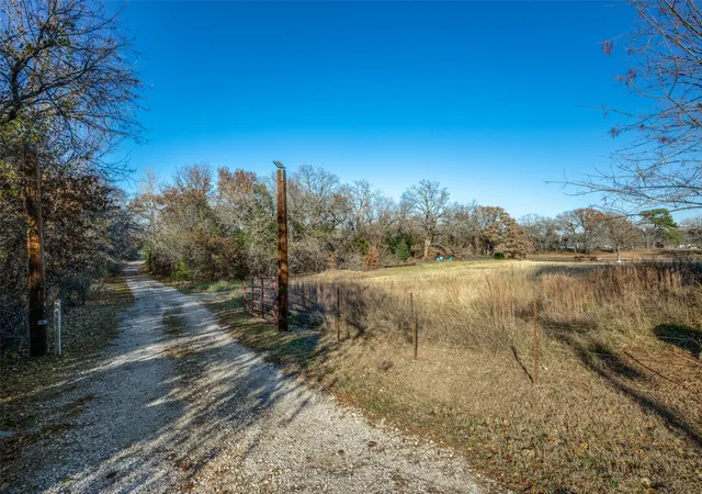 5th image of 403 Woodland Dr, Copper Canyon, TX 75077 | MLS# 21237347