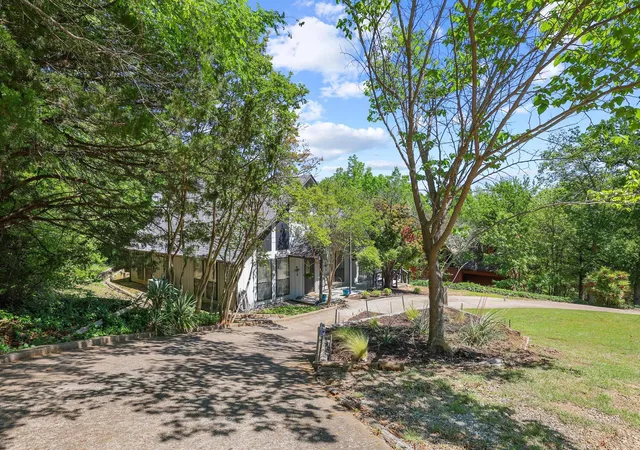 Homes for sale in Pottsboro, TX | 325 Lakewood Ln, Pottsboro, TX 75076 | MLS# 21235267