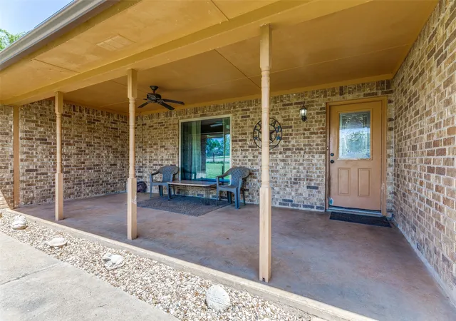 Photo 2 of Single family home for sale at 1232 County Road 4371, Decatur, TX 76234 | MLS# 21226174 | Listing updated on 2026-09-30