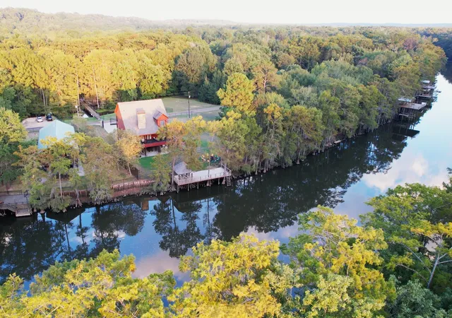 Homes for sale in Jefferson, TX | 742 Private Road 7219, Jefferson, TX 75657 | MLS# 21237530
