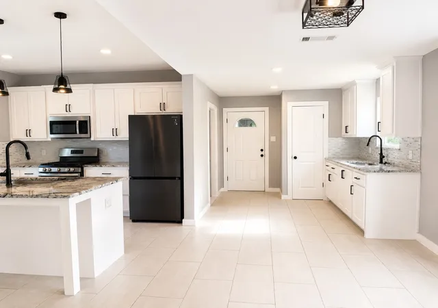 Photo 3 of Single family home for sale at 202 4th St, Joshua, TX 76058 | MLS# 21237558 | Listing updated on 2026-09-18