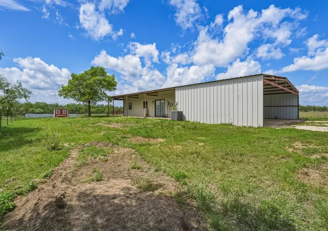 Photo 2 of Single family home for sale at 373 Brook Dr, Abilene, TX 79602 | MLS# 21237697 | Listing updated on 2026-09-30