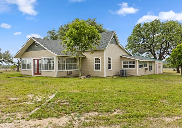 Homes for sale in Clifton, TX | 589 County Road 4150, Clifton, TX 76634 | MLS# 21237805