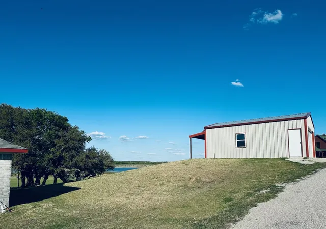 Homes for sale in Comanche, TX | 333 Lake Point, Comanche, TX 76442 | MLS# 21237911