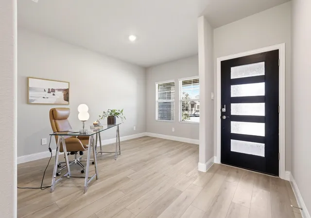 Photo 3 of Single family home for sale at 2211 Gustavus Dr, Sherman, TX 75092 | MLS# 21234748 | Listing updated on 2026-08-27