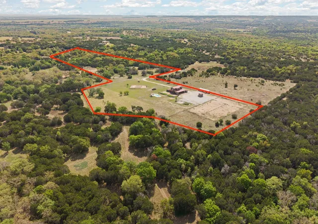 3rd image of 3119 Cr 2730, Glen Rose, TX 76043 | MLS# 21237913