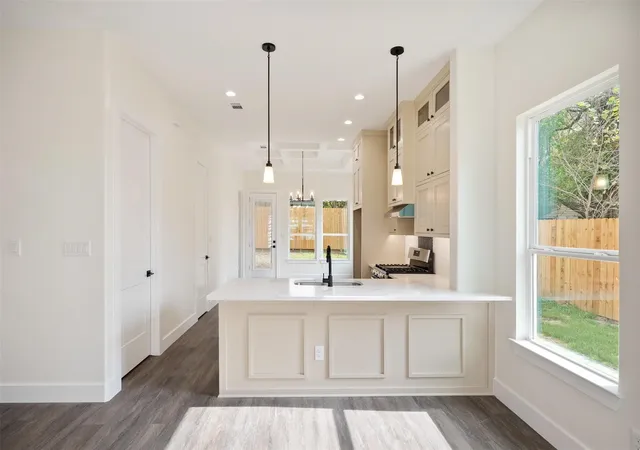 Photo 1 of Single family home for sale at 8025 N Needmore St, Athens, TX 75751 | MLS# 21237960 | Listing updated on 2026-09-23