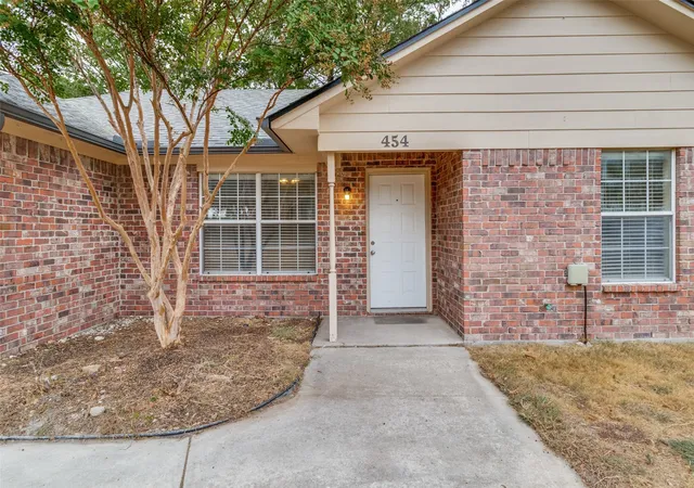 Homes for sale in Van Alstyne, TX | 454 E Fulton St, Van Alstyne, TX 75495 | MLS# 21237982