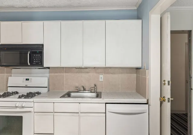 Photo 2 of Condo for sale at 3883 Turtle Creek Blvd #408, Dallas, TX 75219 | MLS# 21238005 | Listing updated on 2026-07-27