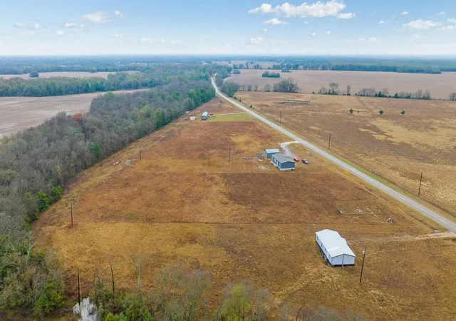Photo 3 of Land for sale at 15431 Fm 1497, Paris, TX 75462 | MLS# 21236999 | Listing updated on 2026-08-20
