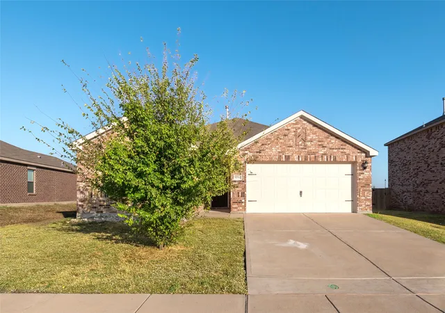 Photo 2 of Single family home for sale at 3094 Chillingham Dr, Forney, TX 75126 | MLS# 21238130 | Listing updated on 2026-08-30