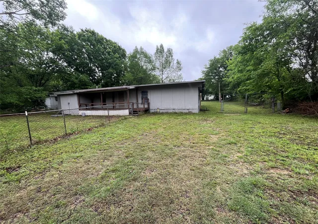 Homes for sale in Wills Point, TX | 2445 Elmwood Dr, Wills Point, TX 75169 | MLS# 21238220