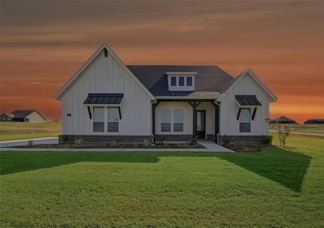Photo 1 of Single family home for sale at 139 Big Sky Rd, Decatur, TX 76234 | MLS# 21238229 | Listing updated on 2026-09-30
