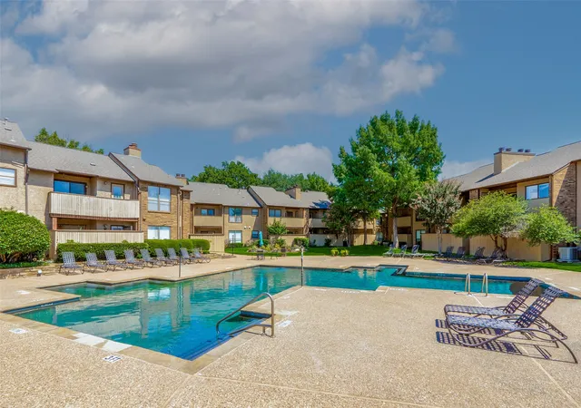 2nd image of 1310 Harwell Dr, Arlington, TX 76011