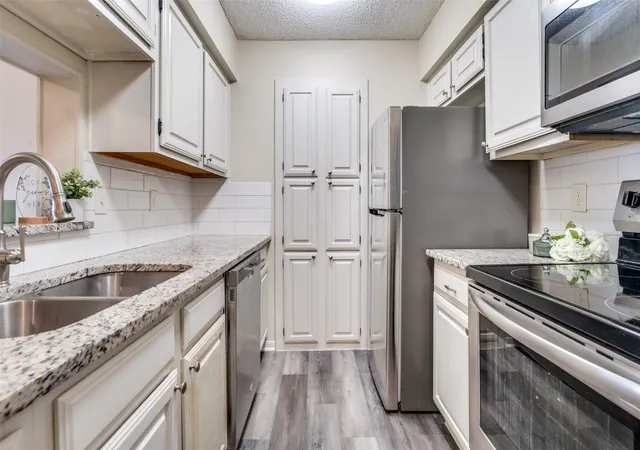 2nd image of 1310 Harwell Dr #4721, Arlington, TX 76011 | MLS# 21238226