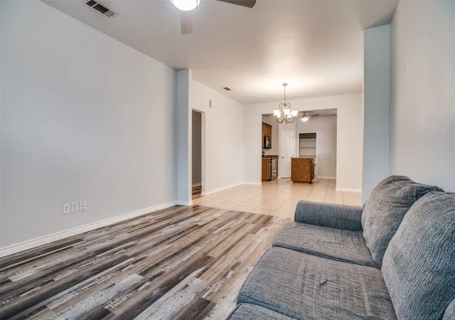 Photo 3 of Sale Pending at 1503 Cherry St, Gainesville, TX 76240 | MLS# 21238268 | Listing updated on 2026-09-22