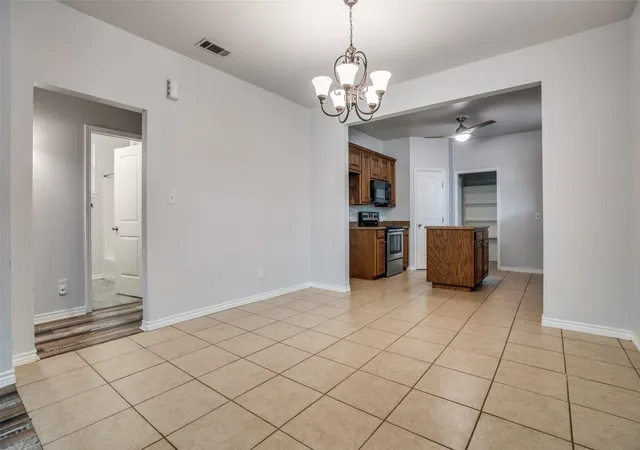 Photo 3 of Sale Pending at 1503 Cherry St, Gainesville, TX 76240 | MLS# 21238268 | Listing updated on 2026-09-22