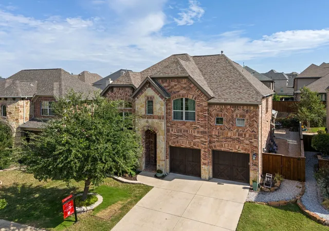 Homes for sale in Frisco, TX | 5676 Lightfoot Ln, Frisco, TX 75036 | MLS# 21231521