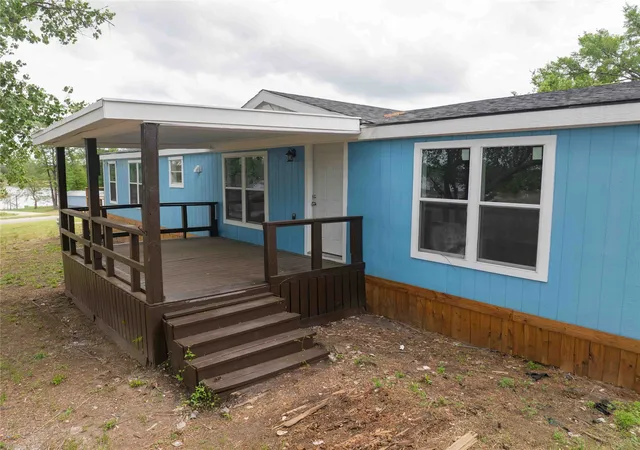 Photo 2 of Manufactured home for sale at 161 Clearview Cir, Murchison, TX 75778 | MLS# 21229837 | Listing updated on 2026-09-24