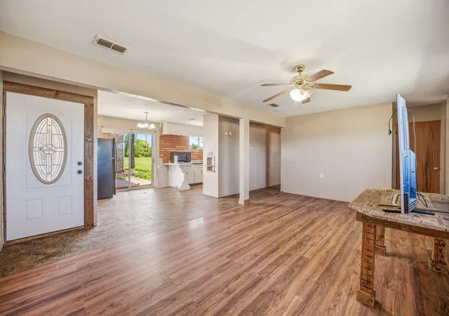 Homes for sale in De Leon, TX | 1301 County Road 440, De Leon, TX 76444 | MLS# 21232137