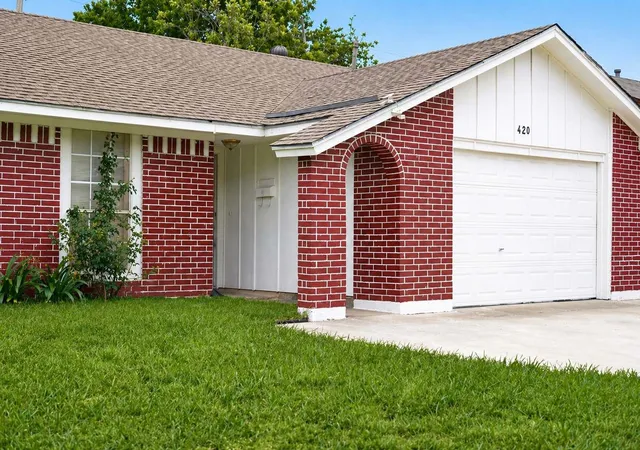 Photo 1 of Single family home for sale at 420 Price Dr, Lewisville, TX 75067 | MLS# 21238482 | Listing updated on 2026-08-21