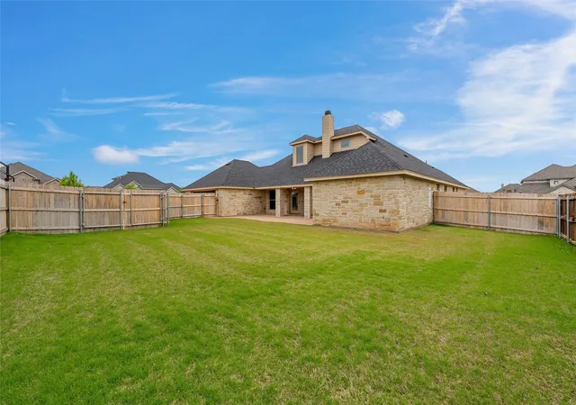 Photo 31 of Single family home for sale at 500 Sagebrush Ln, Mc Gregor, TX 76657 | MLS# 21237526 | Listing updated on 2026-08-24