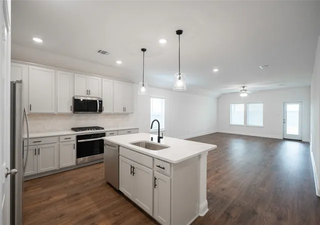 Photo 3 of Sale Pending at 3754 Lupine Trl, Venus, TX 76084 | MLS# 21238696 | Listing updated on 2026-08-22