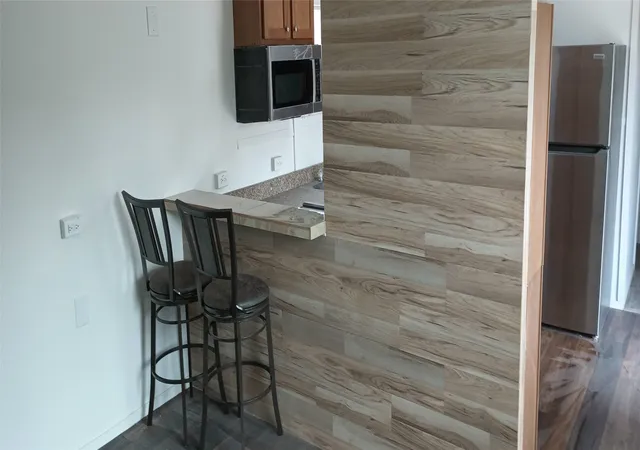 Photo 2 of Manufactured home for sale at 6102 S Lakeside Hills Ct, Granbury, TX 76048 | MLS# 21238703 | Listing updated on 2026-09-30