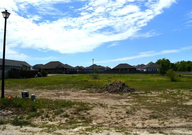 Land for sale at 313 Paschall Blvd, Mabank, TX 75147 | MLS# 21238795