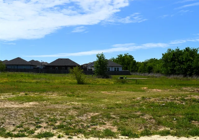 Land for sale at 315 Paschall Blvd, Mabank, TX 75147 | MLS# 21238827