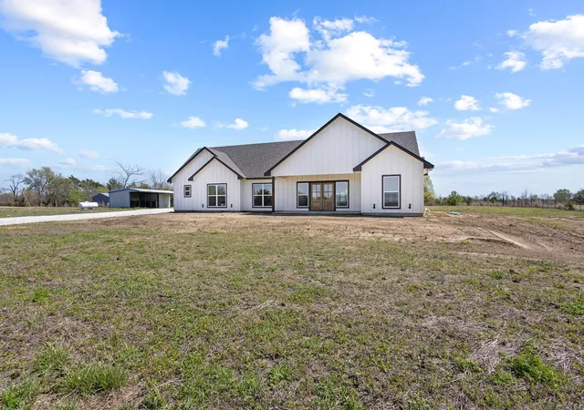 Photo 1 of Single family home for sale at 14457 E Fm 1396, Windom, TX 75492 | MLS# 21238738 | Listing updated on 2026-08-27