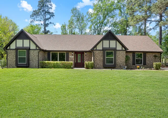 Photo 1 of Sale Pending at 2801 Florence St, Kilgore, TX 75662 | MLS# 21238252 | Listing updated on 2026-07-14