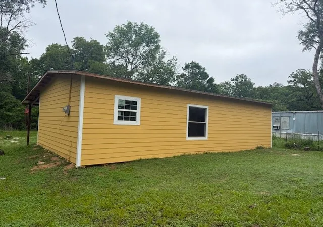 Photo 2 of Single family home for sale at 104 N Oak Tree Rd, Kemp, TX 75143 | MLS# 21236295 | Listing updated on 2026-07-10