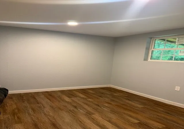 Photo 3 of Single family home for sale at 104 N Oak Tree Rd, Kemp, TX 75143 | MLS# 21236295 | Listing updated on 2026-07-10